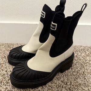 Louis Vuitton Black and White Winter Boots